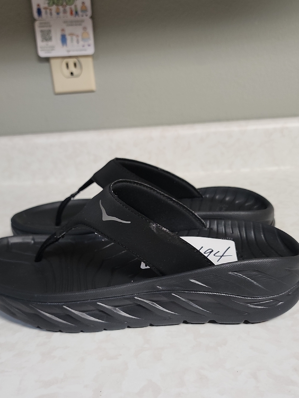 Hoka One Black Cushioned Platform Flip Flops unisex M8..W10 number 3494